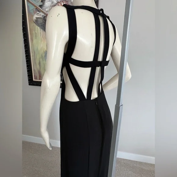 BCBGMAXAZRIA Angelinah Contrast Cutout Gown – Size 2 - Picture 13 of 15